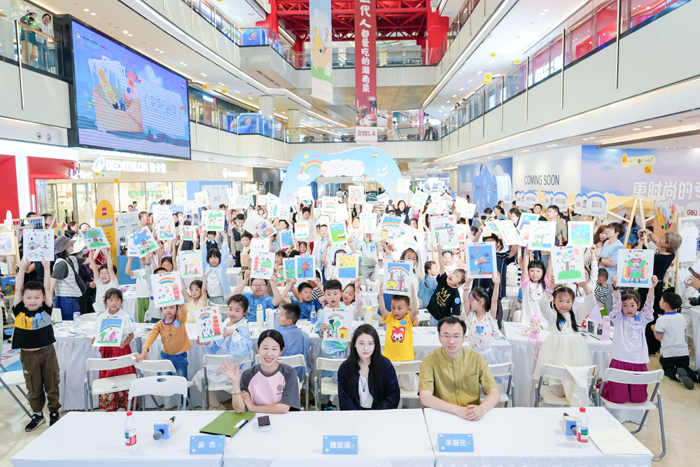 9-大众娱乐儿童绘画运动-南京场.jpg