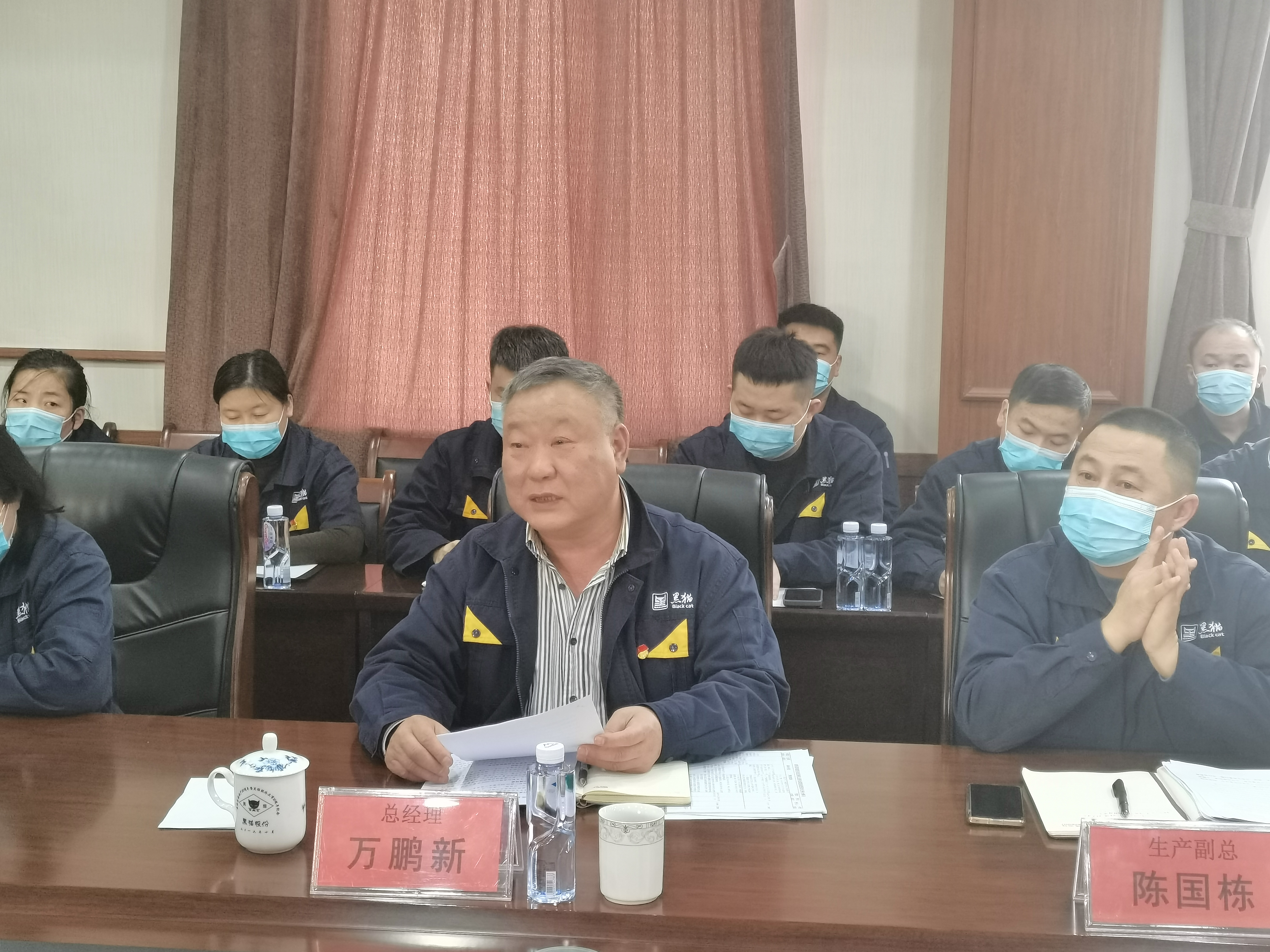 万鹏新.jpg 万鹏新.jpg