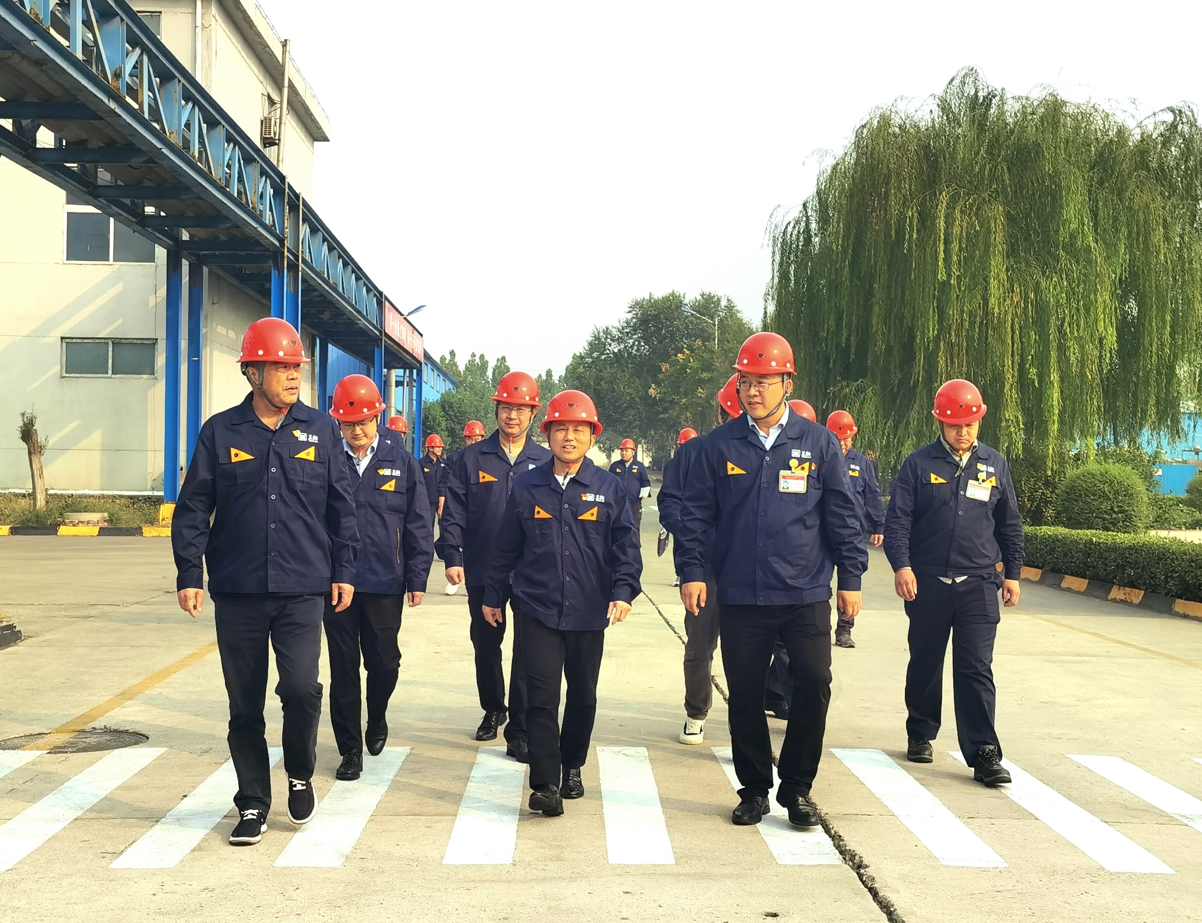 长治qy千亿实地调研.jpg 长治qy千亿实地调研.jpg