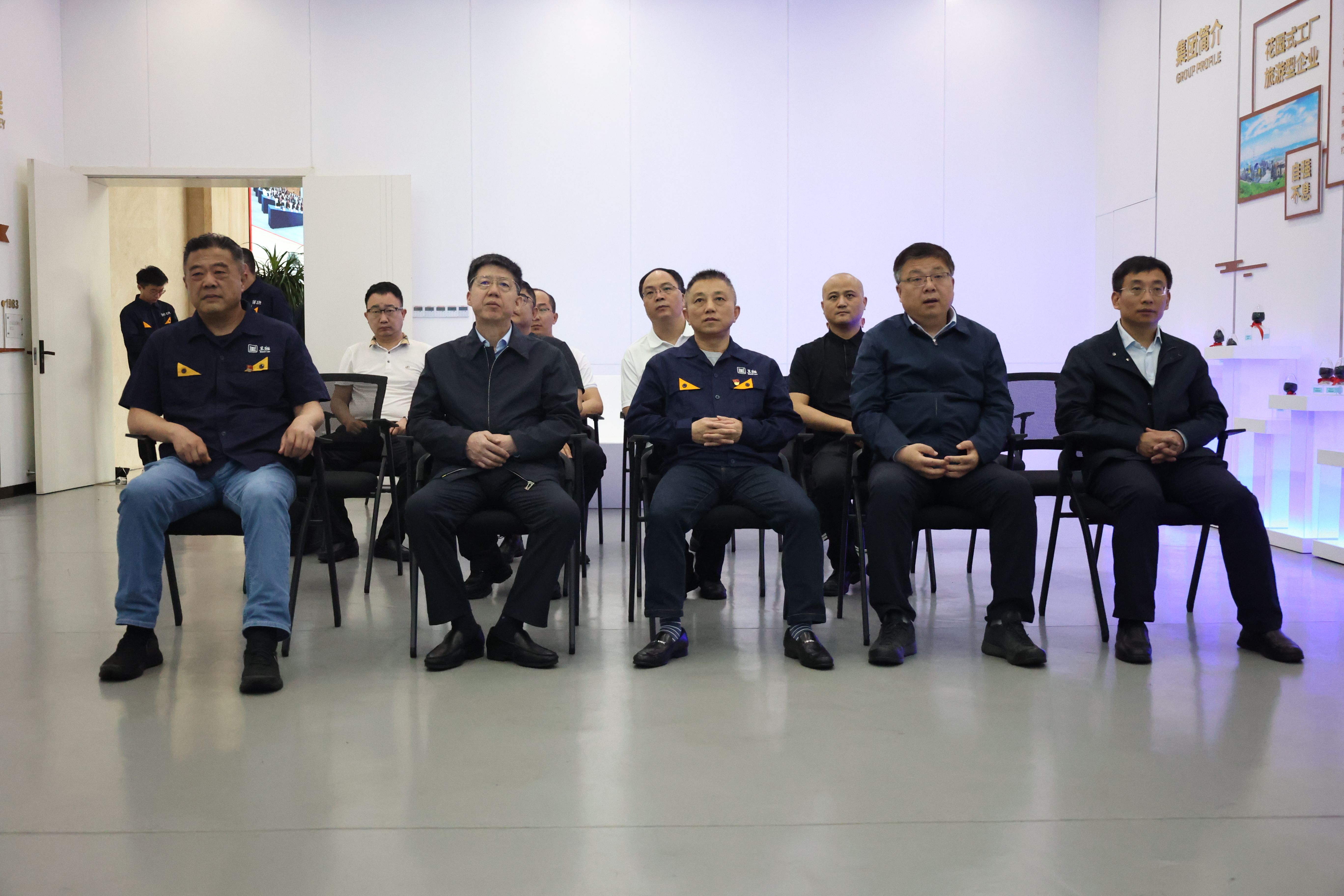 图片2.JPG