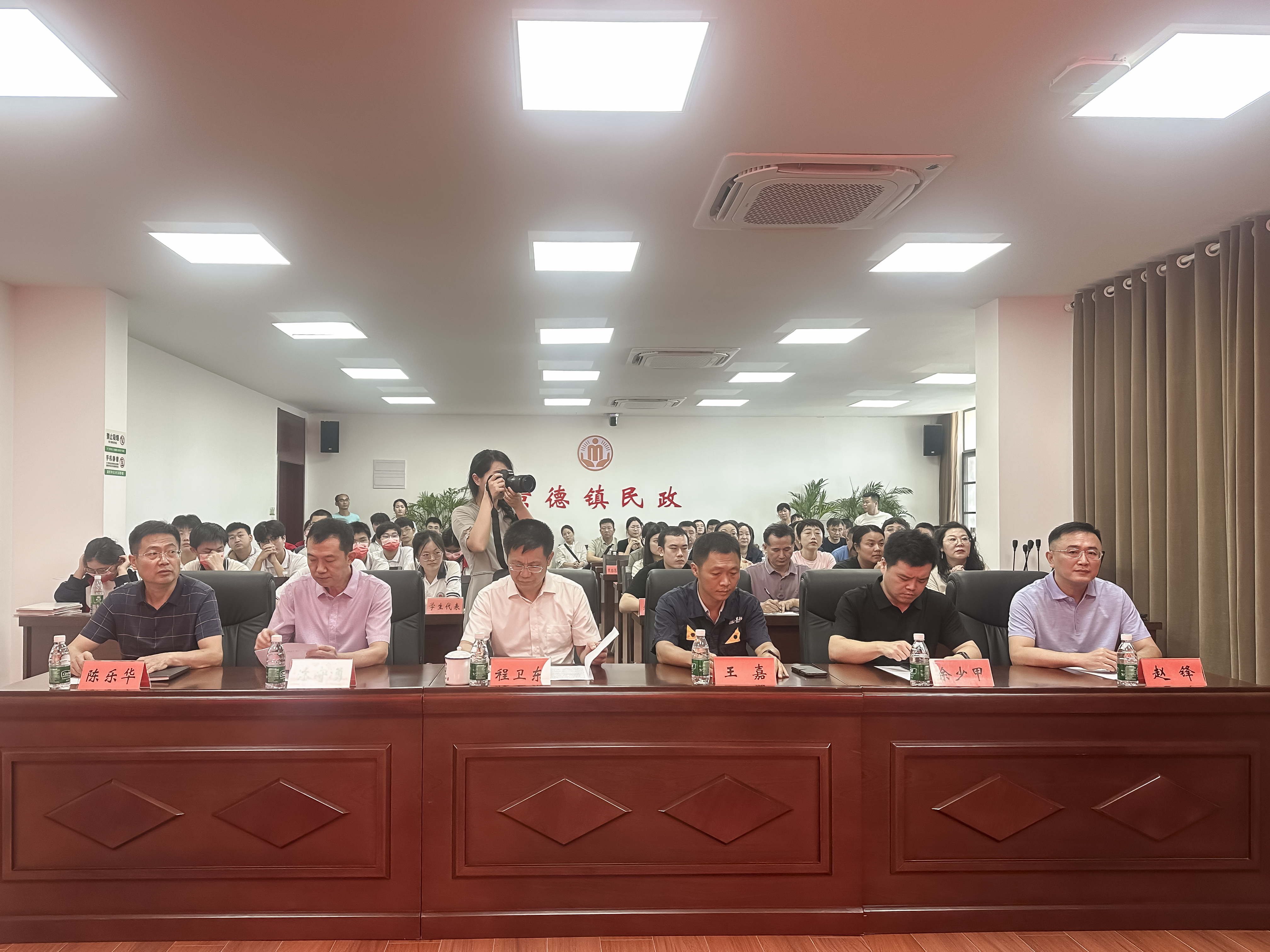 图片1.jpg 图片1.jpg