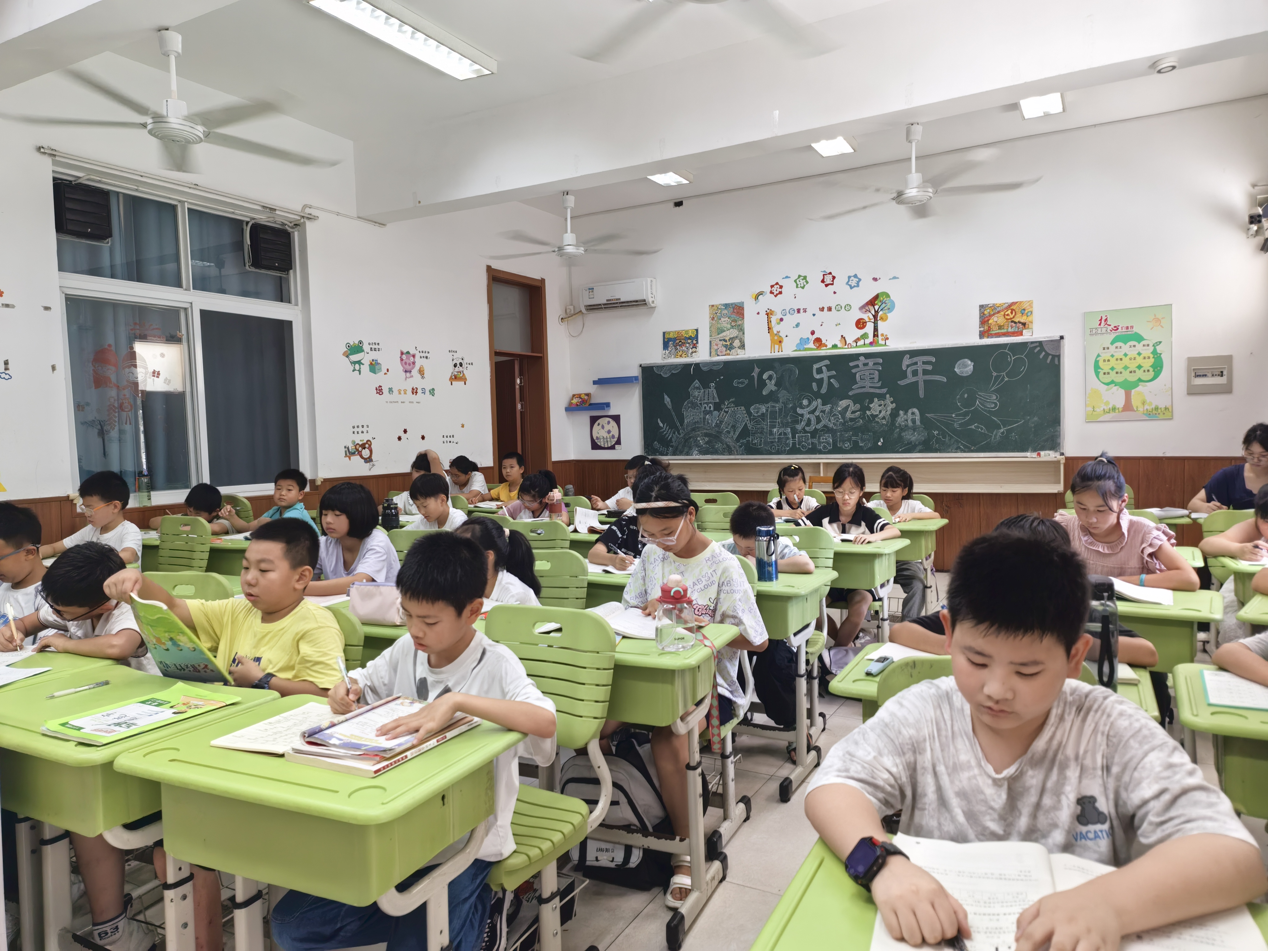 全托班幼伴侣当真进建.jpg