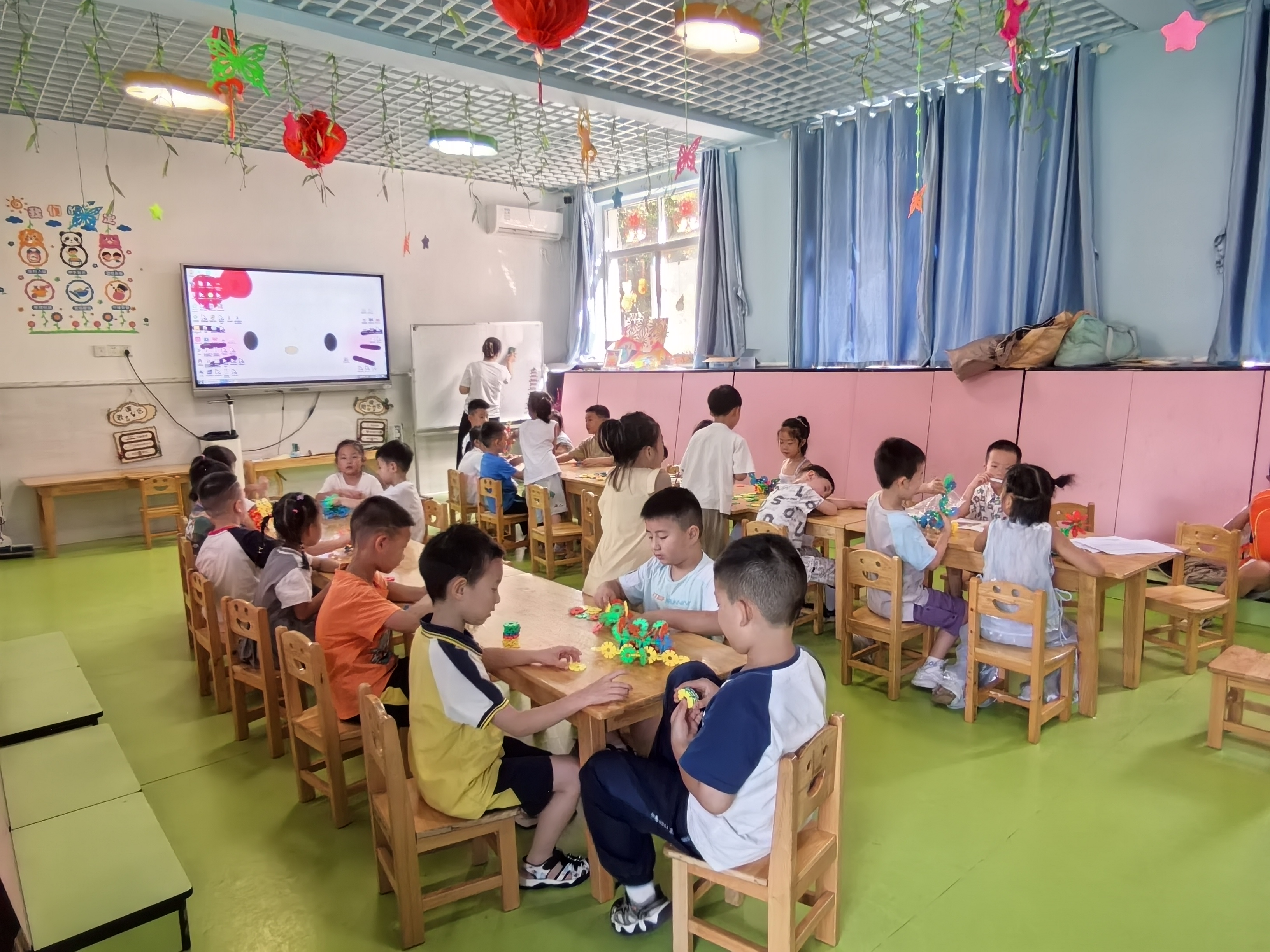 全托班讲堂.jpg