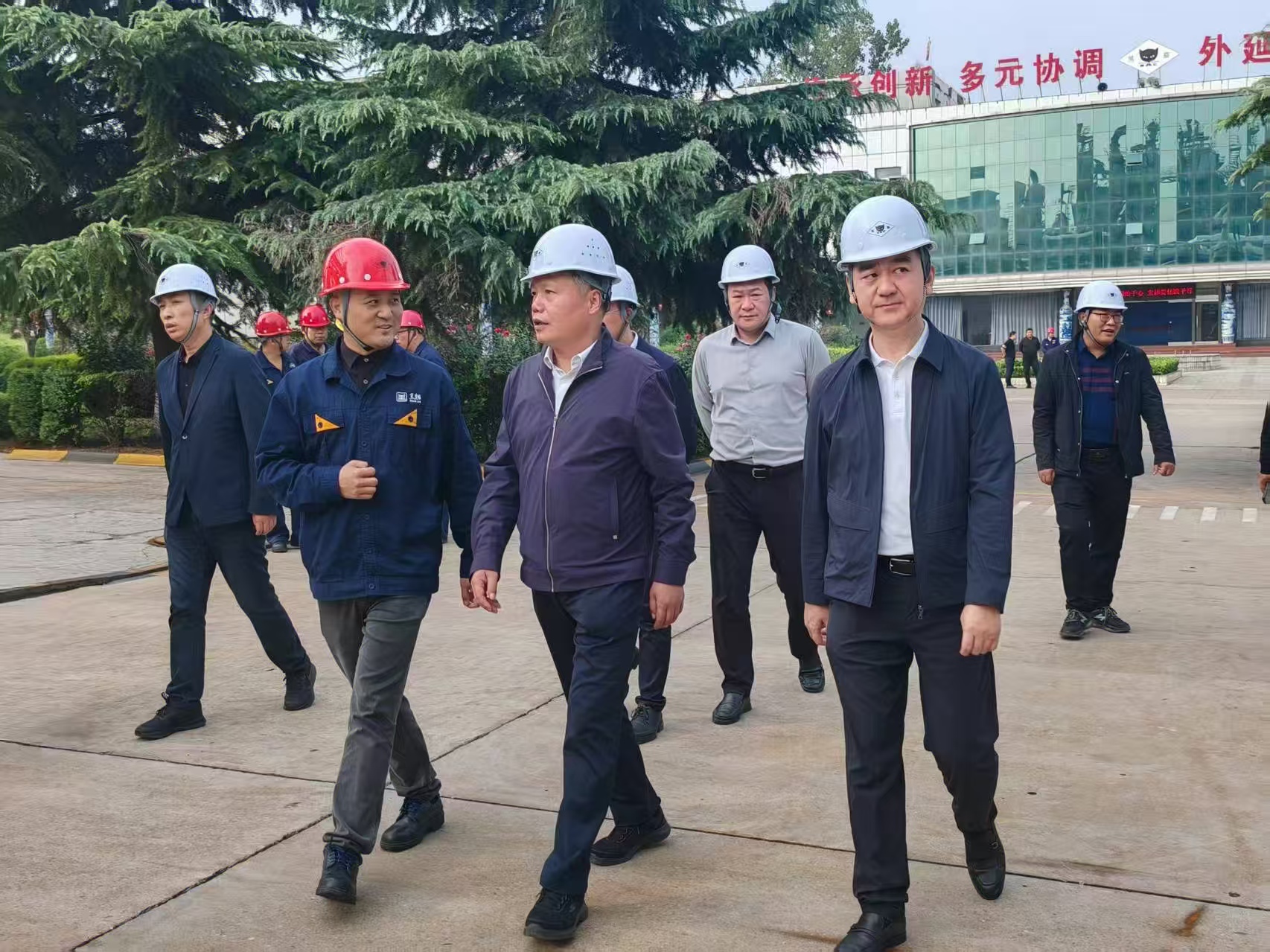 调研现场.jpg 调研现场.jpg